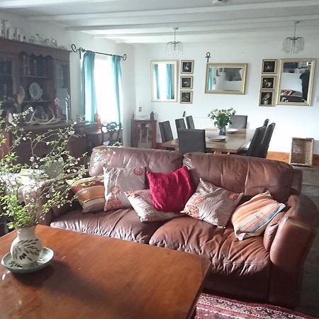 Middle Mill Bed & Breakfast Kidwelly ภายนอก รูปภาพ