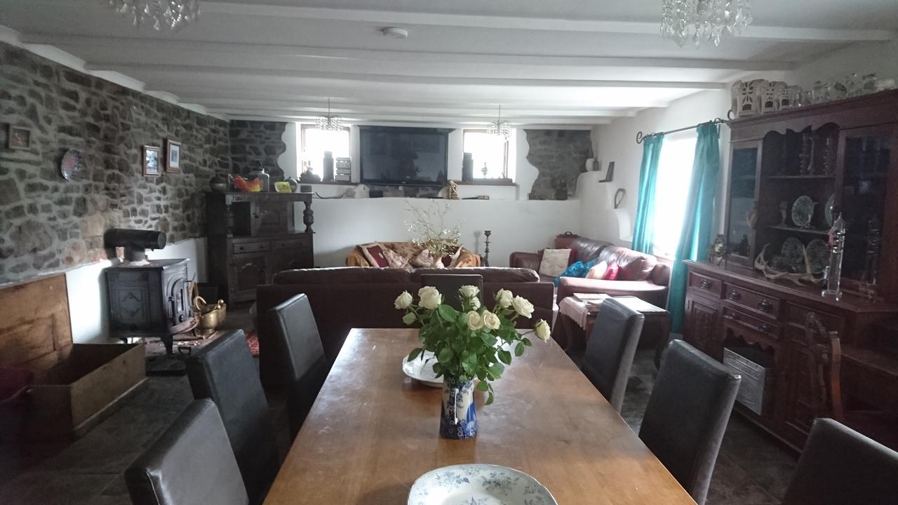 Middle Mill Bed & Breakfast Kidwelly ภายนอก รูปภาพ